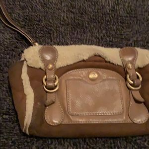 Ugg wristlet purse